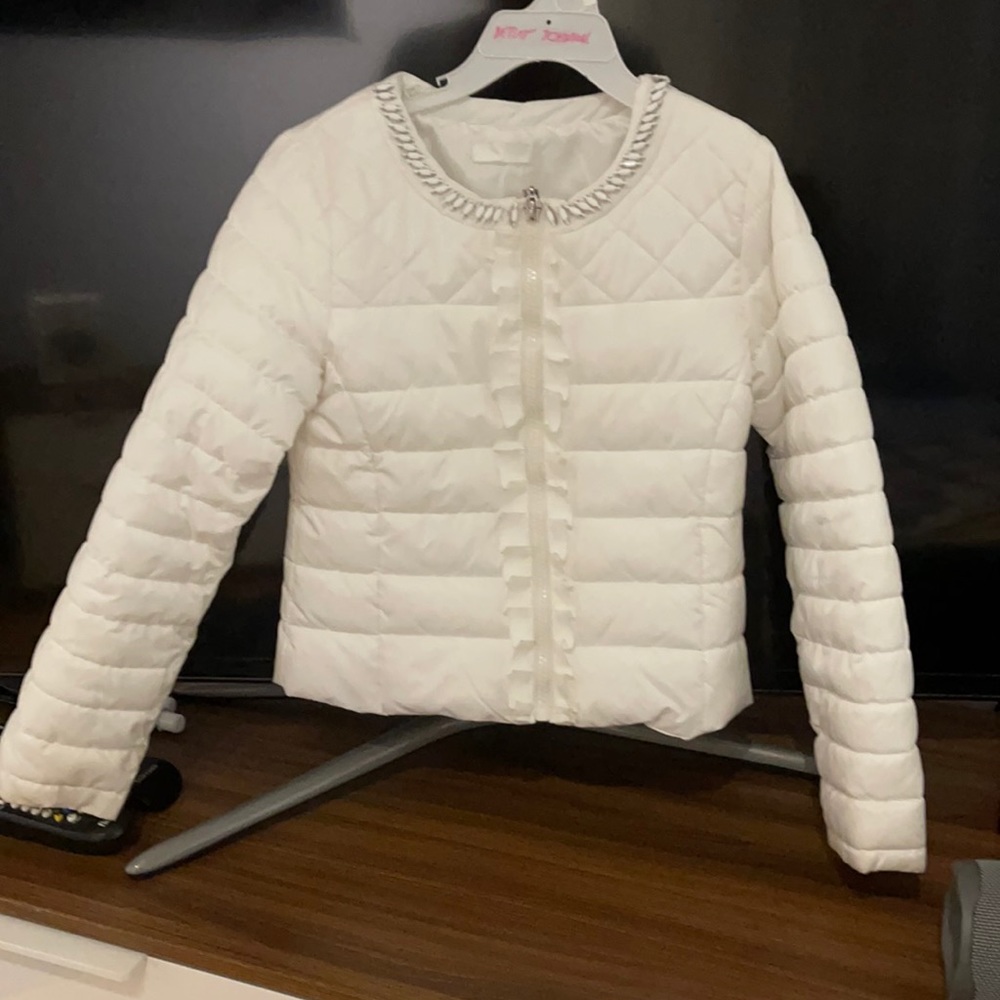 European Girls White Puffer Jacket